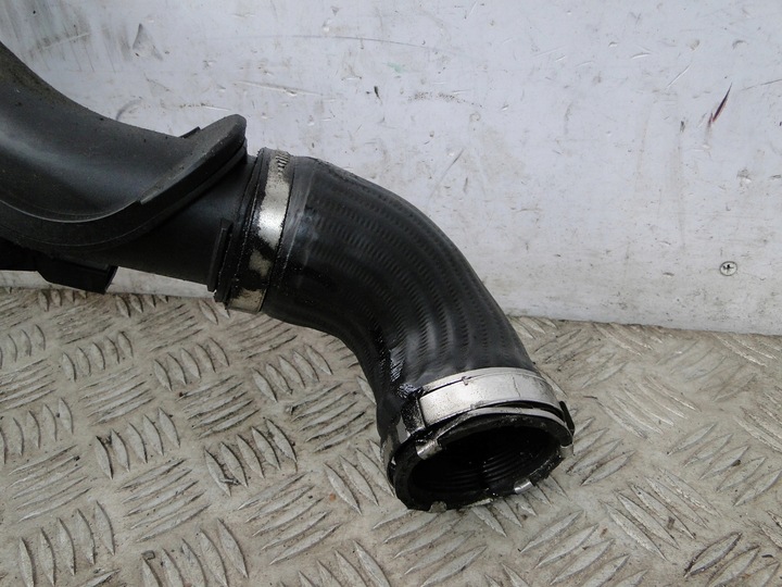 фото №4, Труба воздуховод интеркулер vw passat b6 3c 3c0 2.0tdi cba 1k0145762g 5n0145770