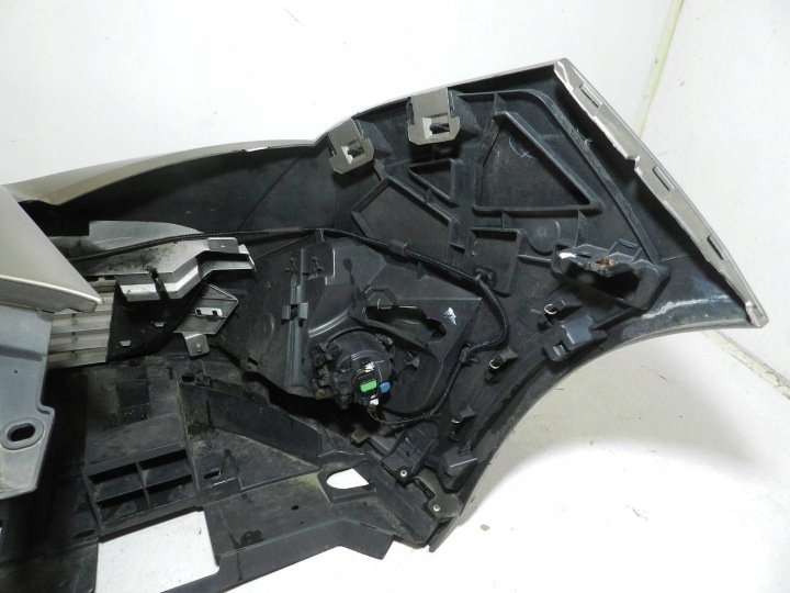 фото №12, Renault scenic iii 09-13 бампер перед передний противотуманка лак tenhk комплект