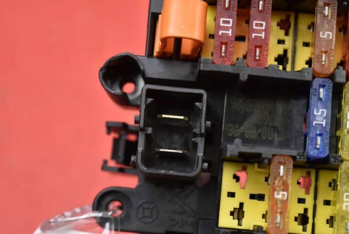 фото №8, Коробка запобіжників 9627791880 peugeot 206 1.1 8v 60 km 98-03