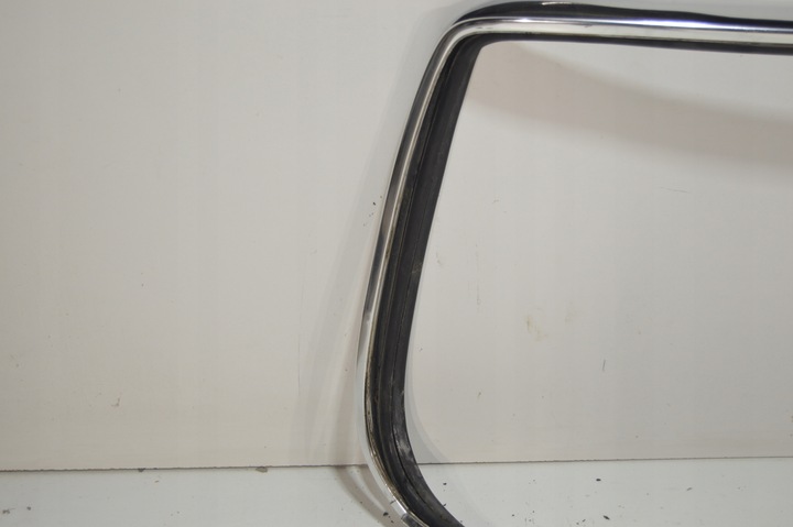 фото №8, Хромовані елементи клин прокладка скла зад mercedes w126 se sel 1266780420 1266782130