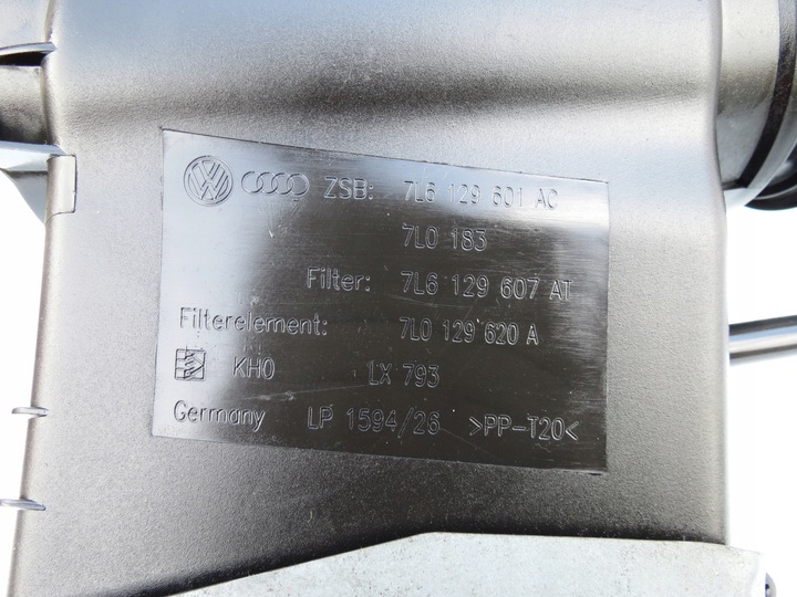 фото №12, Корпус фильтра воздуха 7l6129601ac audi q7 4l 3.6 fsi
