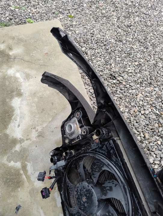 фото №5, Pas переднее усилитель audi tt 8n 3.2fsi r32 8n0121205b