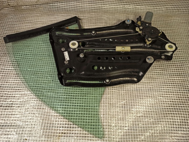 фото №4, A5 cabrio 8f0 скло ліва зад підйомник 8f0839397d