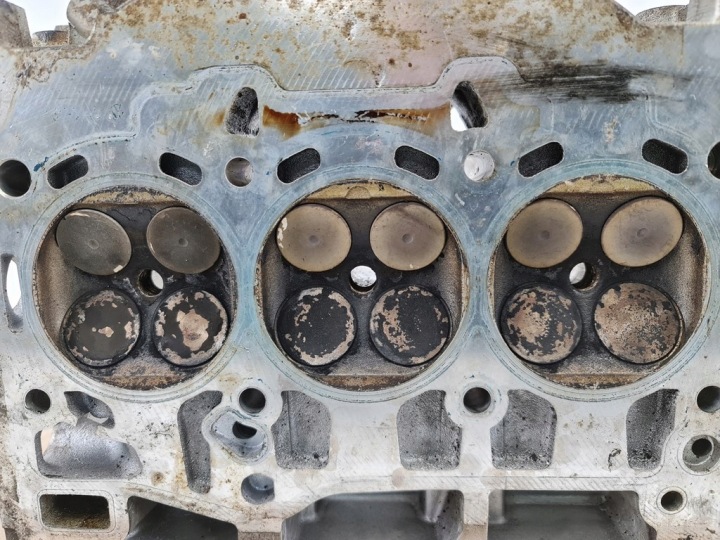 фото №7, Головка двигателя chy vw up citigo 1.0 04c103404s
