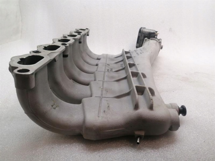 фото №11, Aston martin vantage v12 inlet manifold cd33-9424ba впуск left