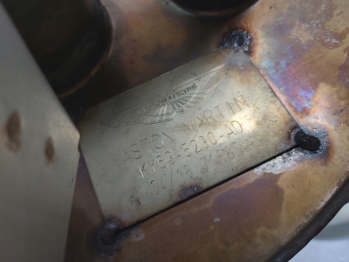 фото №8, Выхлоп глушитель aton martin vantage ky63-5230-ad v8