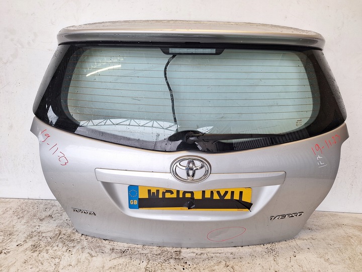 фото №1, Toyota verso 09-14 крышка зад 1f7