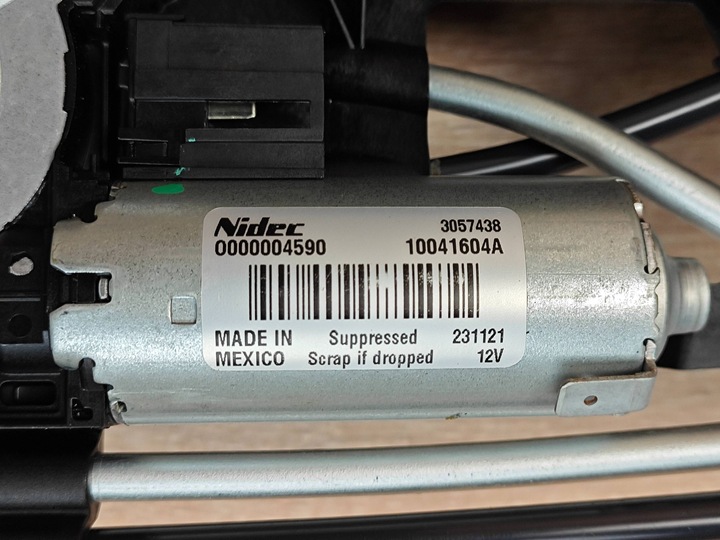 фото №13, Оригінальний люк панорама ролета чорна bmw x6 g06 lci 9852145 10km