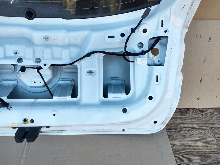 фото №12, Mg zs ev 2023 - крышка багажника 5wsb