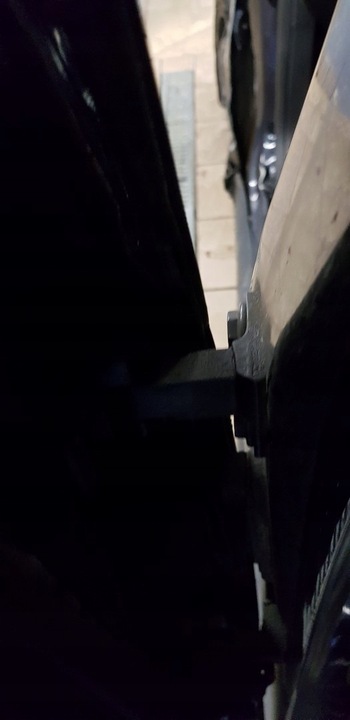 фото №13, Vw passat b6 петля двері зад праві лівий комплект lc9x l041 lo41