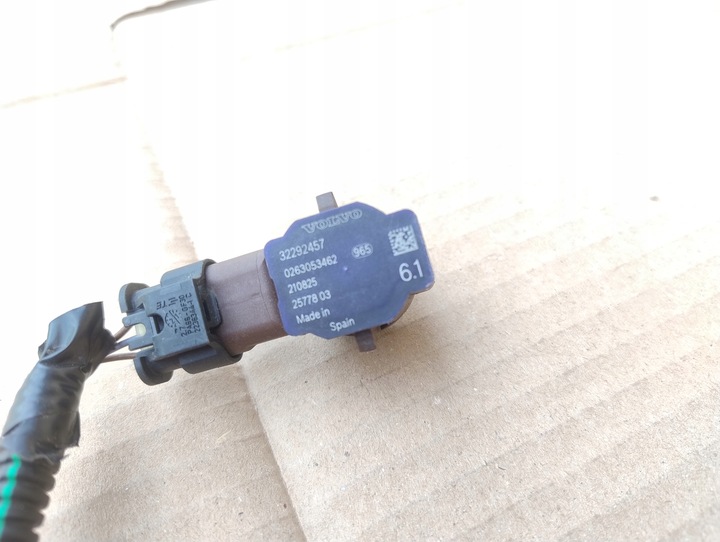 фото №6, Volvo xc60 ii установка джгут датчиків паркування pdc бампера перед