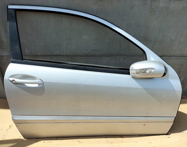 фото №1, Mercedes c-klasa w203 clc двері праві демонтаж kpl