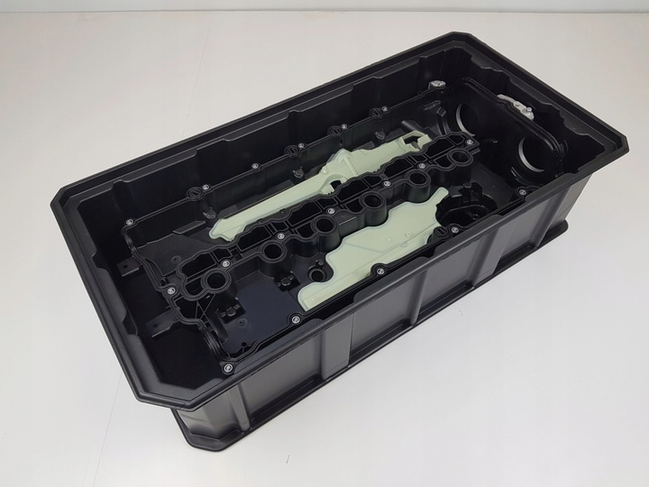 фото №12, Кришка клапанів bmw x5 g05 g20 g60 g70 b58 3.0 i 7952876