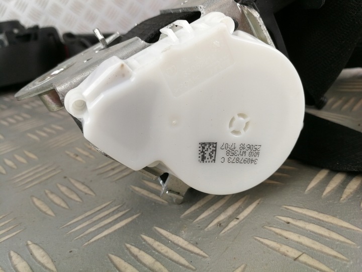 фото №6, Pas безпеки перед зад лівий праві застібка комплект bmw f20 f21 lci eu