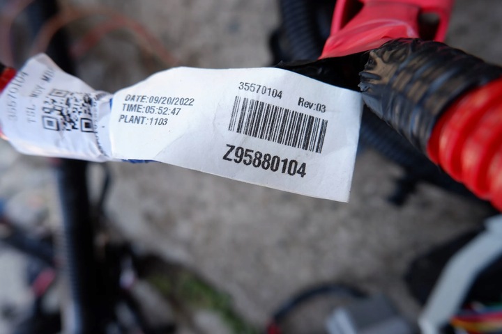 фото №9, Tesla y установка камери двигуна