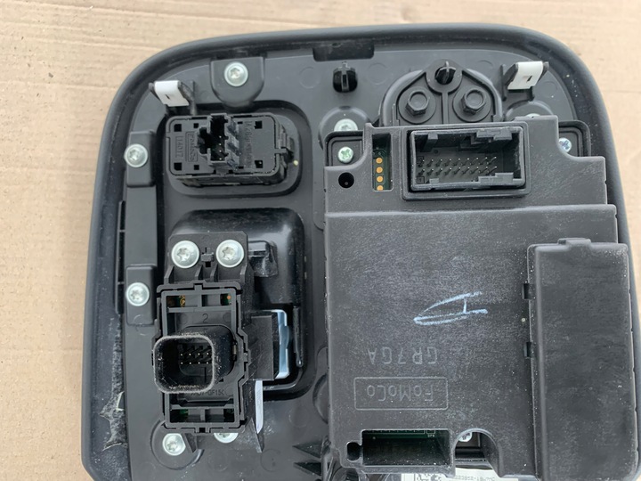 фото №12, Ford mustang mach-e rwd 75.7kwh панель ручка изменения коробки передач оригинал