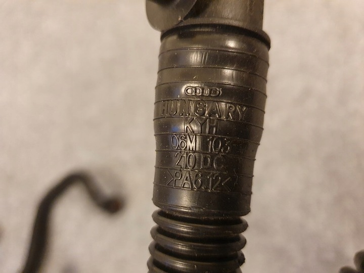 фото №7, Audi q7 q8 06m103210dc шланг труба вентиляционная оригинальный номер