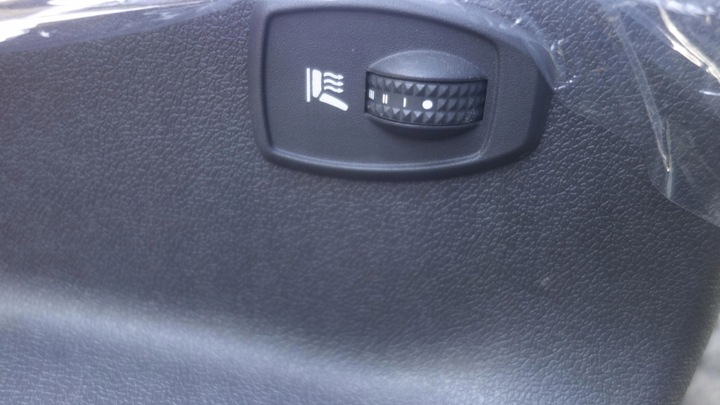 фото №14, Renault megane iii рестайлинг сиденья диван обшивки