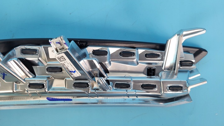 фото №12, Bmw 3' g20 330e 21r 2.0 планка dekor тунелю права 3026710 9r6994077