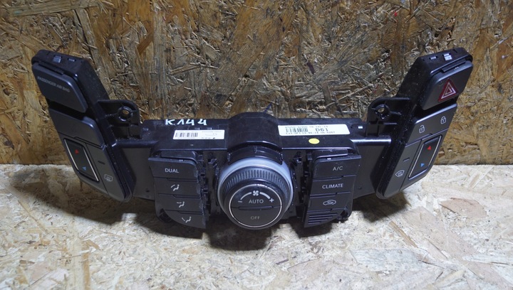 фото №9, Панель кондиционера hyundai i40 97250-3z900