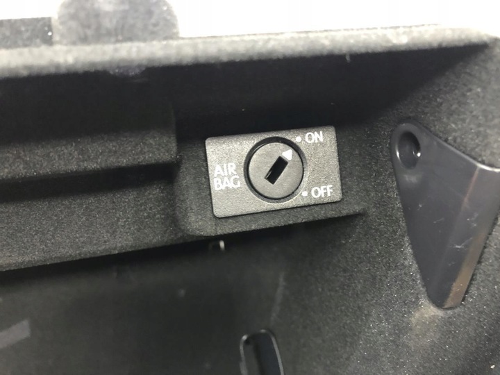 фото №9, Бардачок пасажира audi a5 8t 8k1857035