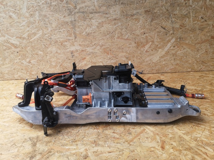 фото №8, Bmw ix i20 блок розпалу ксенону батарея 2025r 22579110 новенький