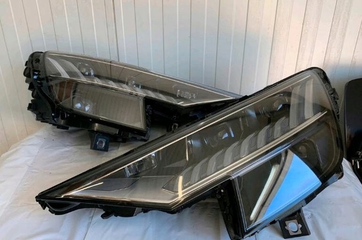 фото №15, Лампа q8 q7 sq7 рестайлинг matrix 4m0941039c 4m8941036 laser 4m8941035 4m8941040