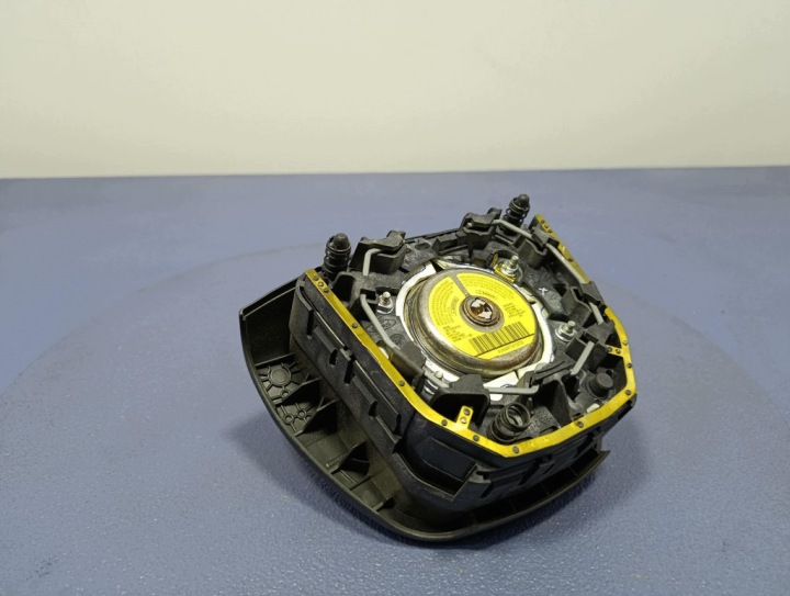 фото №5, Ford c-max mk1 рестайлинг 07- подушка подушка водителя 6m51-r042b85-ac3