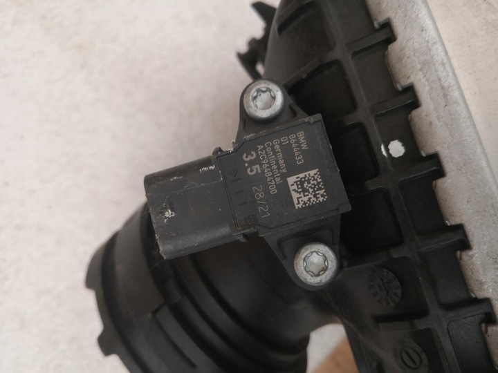 фото №9, Радіаторів інтеркулер bmw g05 g12 8660688 8660689