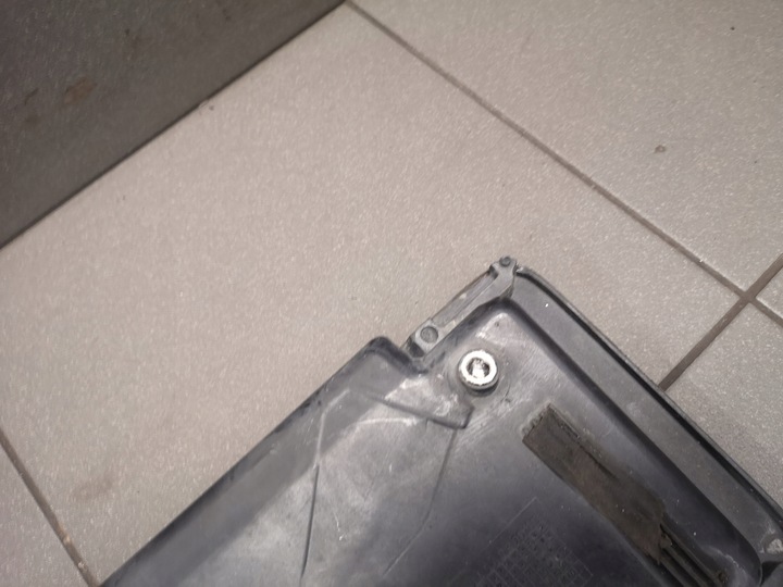 фото №9, Накладка крышки багажника audi a8 d2 4d0853465b