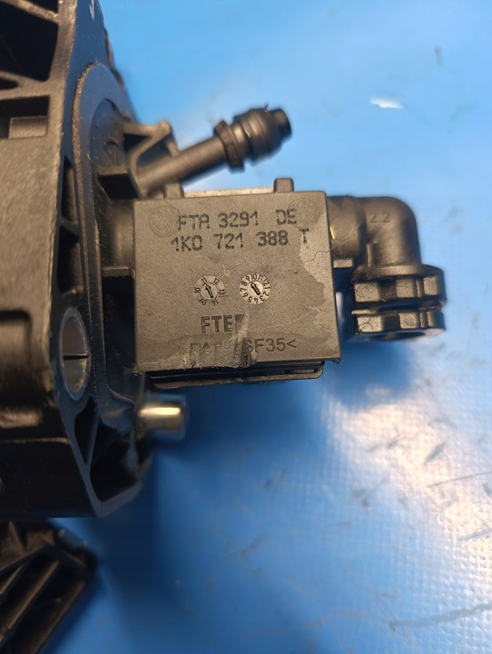 фото №5, Комплект педалей gaz гальмо зчеплення механічна коробка передач vw golf vi