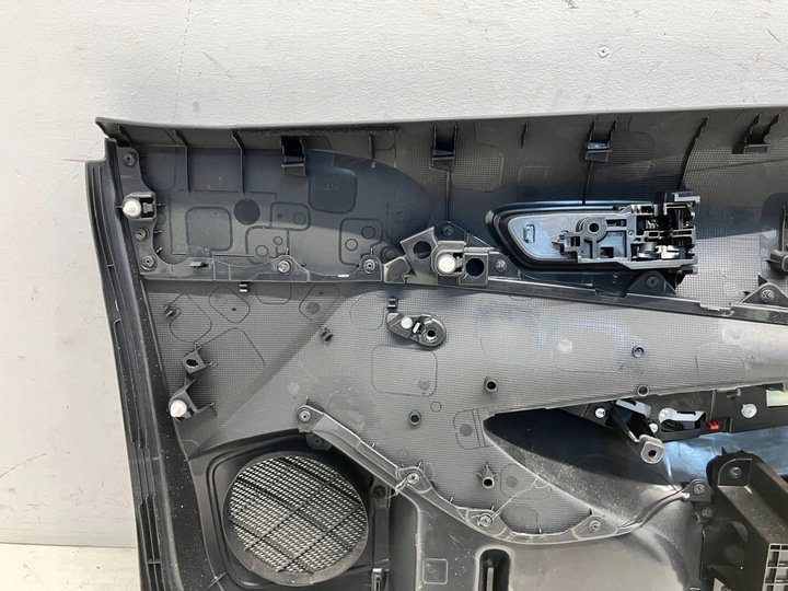 фото №9, Corolla e21 sedan боковина оббивка двері передніх лівий перед матеріал