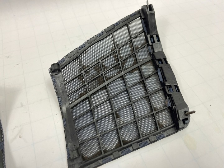 фото №7, Защитные накладки решётки динамиков сині w приборная панель раздаточная mercedes w124