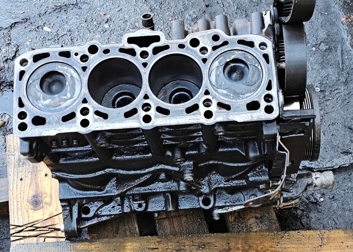 фото №6, Блок двигателя комплектный bke audi a4 b6 1,9 tdi