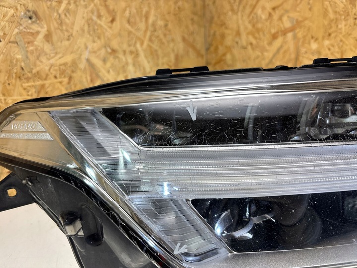 фото №12, Volvo xc90 2020 лампа передня