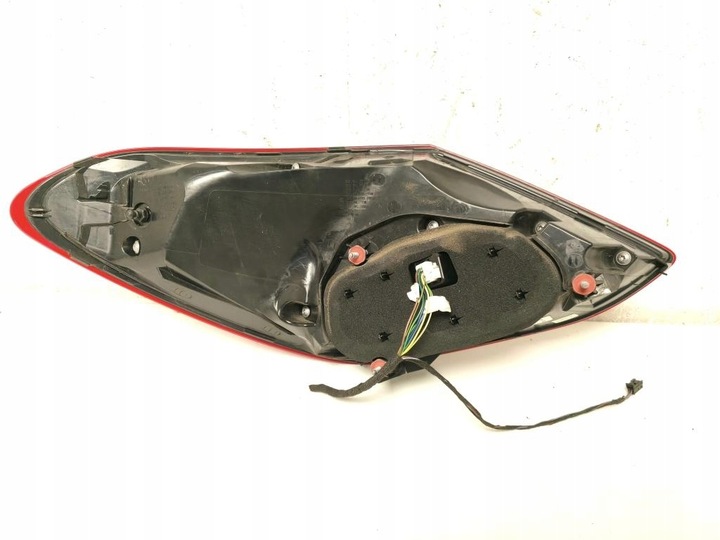 фото №10, Лампа права задня mercedes-benz c w205 a2059064703 2.0l дизель 2018