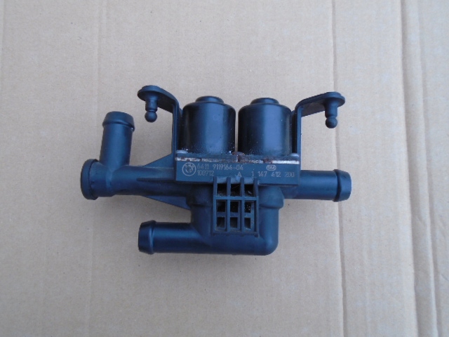 фото №1, Клапан водяний bmw f01 f02 f06 f07 f10 f11 f12 f13