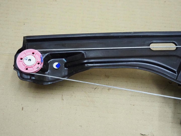 фото №10, Bmw 2 f46 подъемник механизм стёкла правые перед