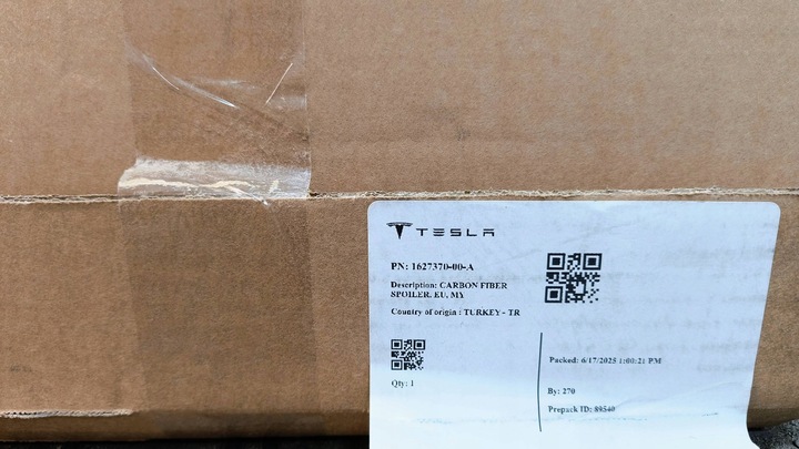 фото №6, Спойлер спойлер кришки зад карбон tesla модель y