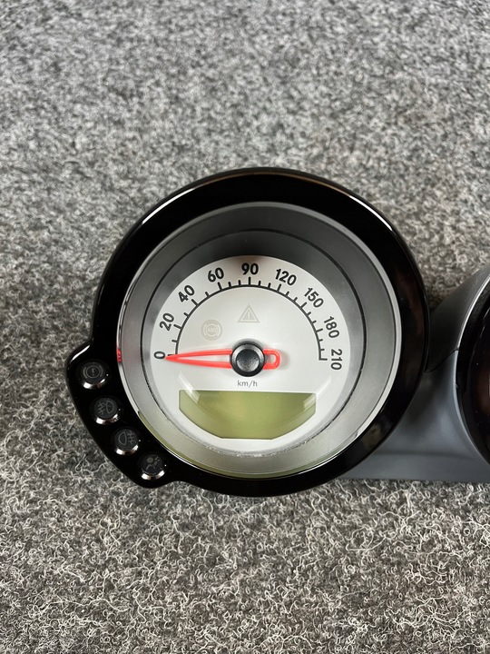 фото №3, Smart forfour i 1.1b спидометр приборы a4545402311