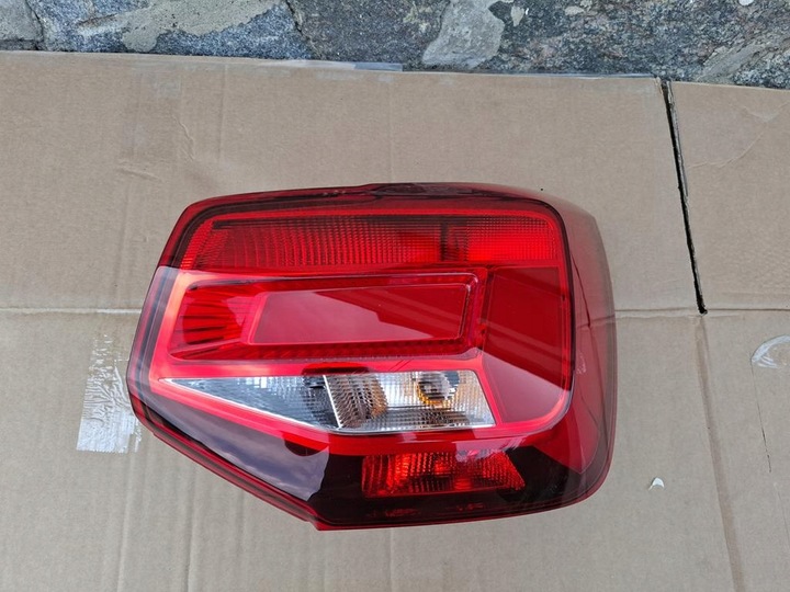 фото №1, Лампа задняя правая audi q2 81a valeo