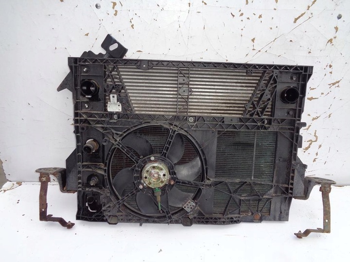 фото №1, Pas переднє радіатор renault master ii 2.5 dci