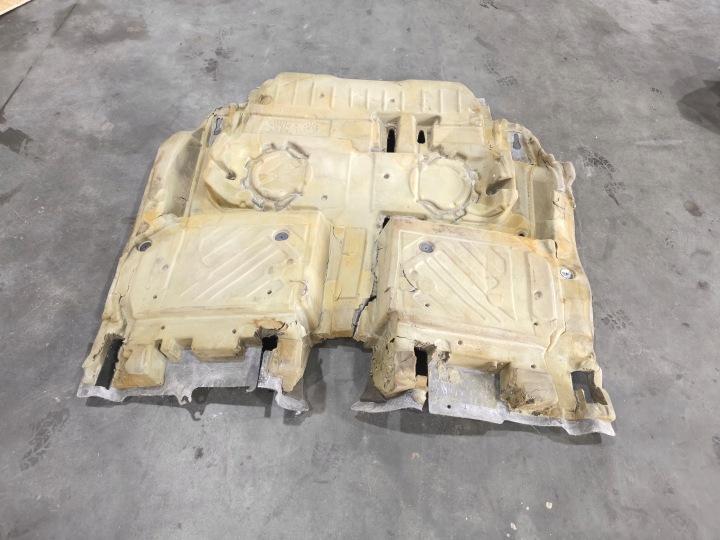 фото №11, Ковёр покрытие audi q7 4l зад 4l0863367a оригинал !!!