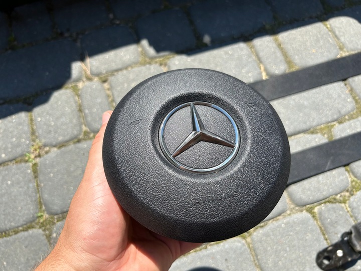 фото №10, Mercedes cla 118 панель консоль подушка безопасности ремни оригинал.