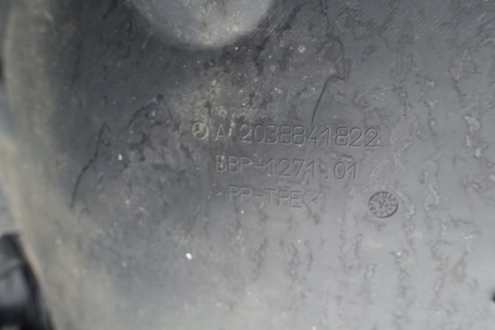 фото №7, Mercedes w203 clc рестайлинг подкрылок перед правые передние 2038803224