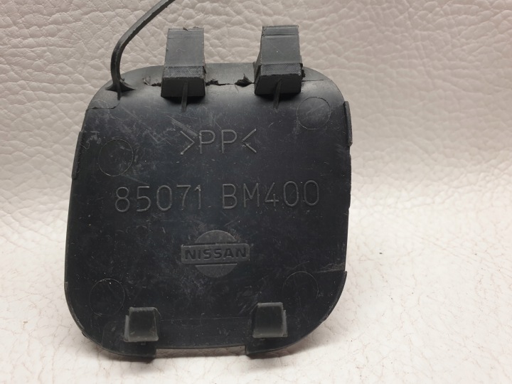 фото №7, Nissan almera n16 99-03 заглушка na hak w задній бампер 85071bm400