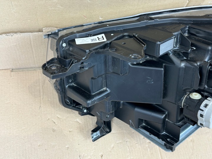 фото №12, Vw amarok ii 22- лампа повний led права гарна org