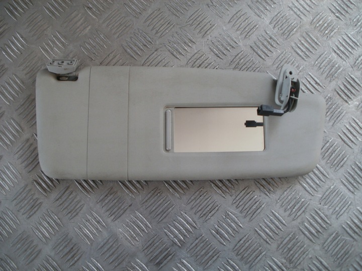 фото №1, Защита солнцезащитная правая 6q0857552 touran i