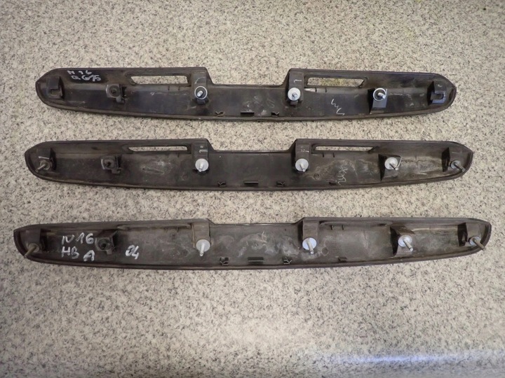 фото №6, Nissan almera n16 03-06 планка кришки багажника