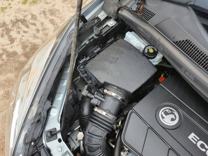 фото №1, Корпус фільтра повітря opel meriva b 1.6 cdti